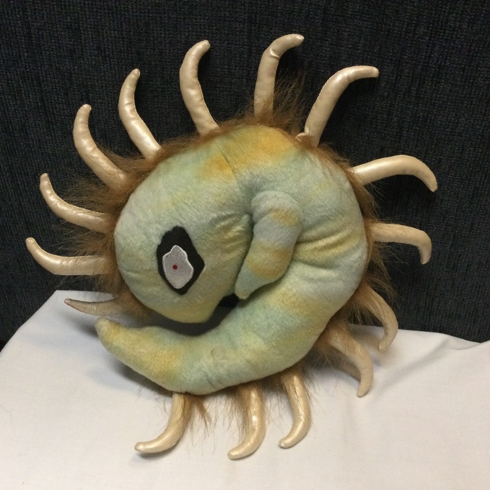 BILLUM CLIVE BARKER— Jump Tribe soft toy